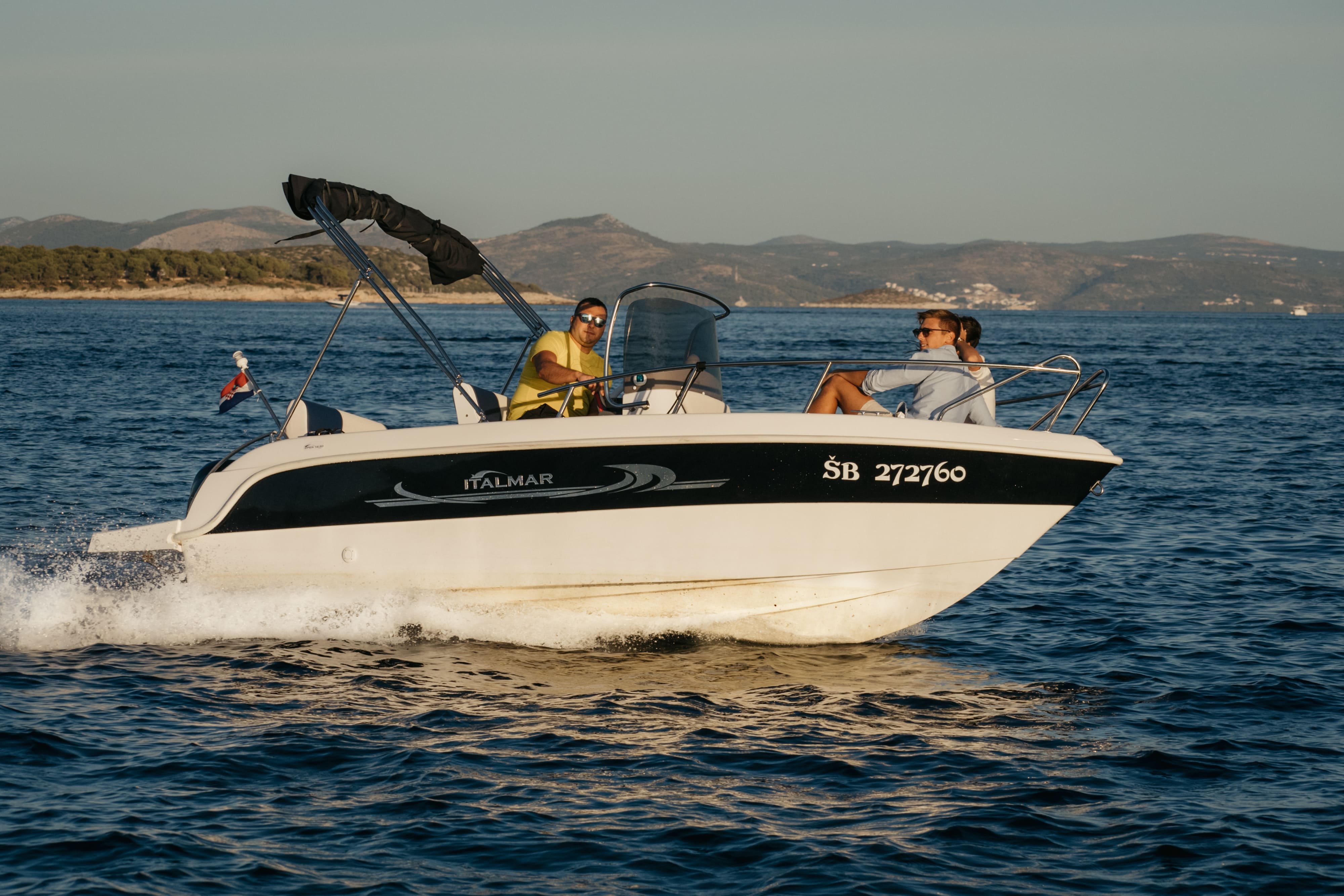 Italmar Open 16.50 + Yamaha 40/70